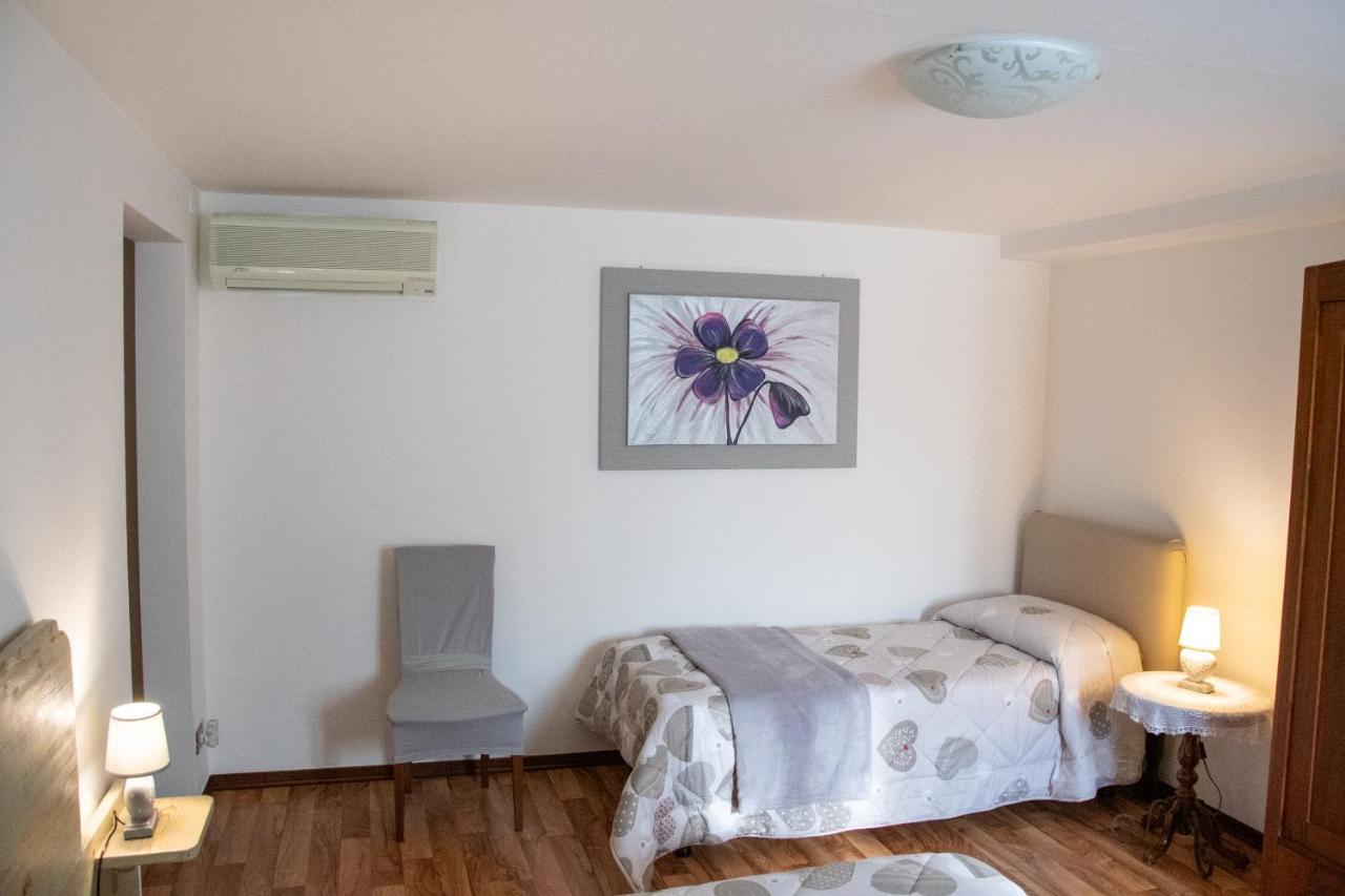 Tal Borc Villa San Vito al Torre Exterior photo